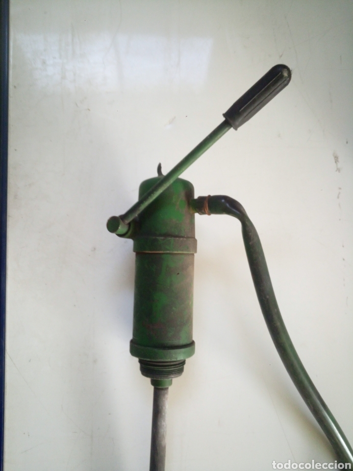 Automobili e Motociclette: Antigua bomba aceite motor