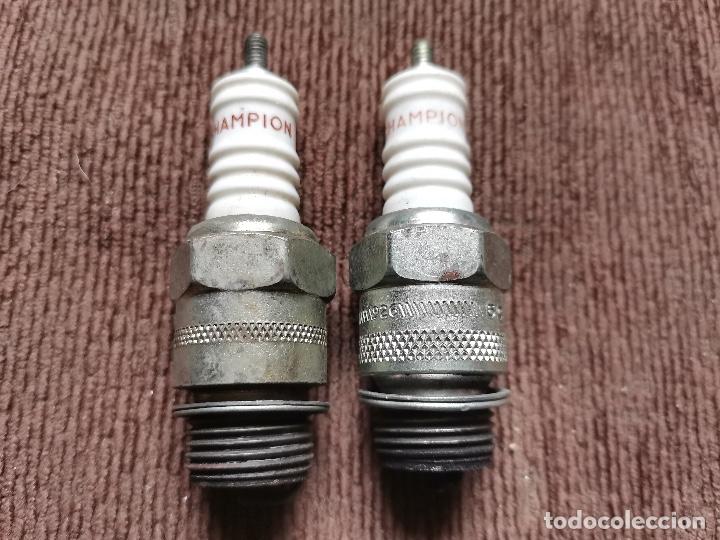 Automobili e Motociclette: 2 ANTIGUAS BUJIAS CHAMPION MODELOS D9 Y D16
