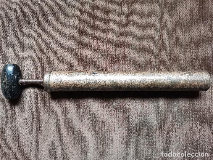 Automobili e Motociclette: BOMBA ANTIGUA PARA HINCHAR NEUMATICOS PATENTEADA