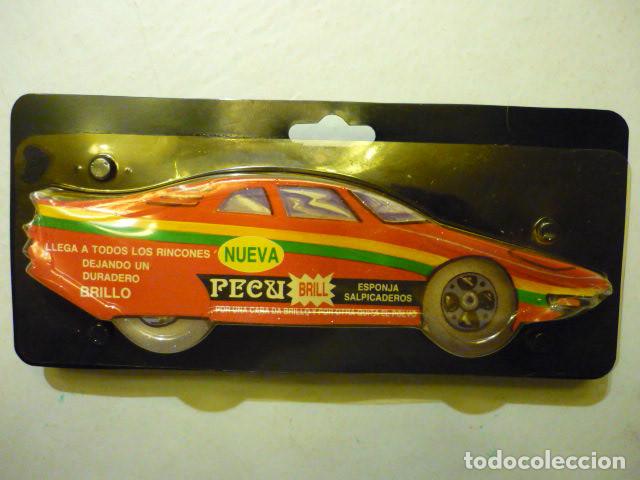 Coches y motocicletas: ANTIGUA ESPONJA SALPICADEROS *PECU* COCHE DEPORTIVO - EN SU BLISTER ORIGINAL