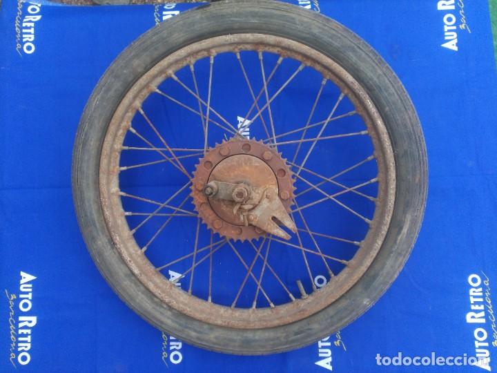 Automobili e Motociclette: Peugeot rueda trasera