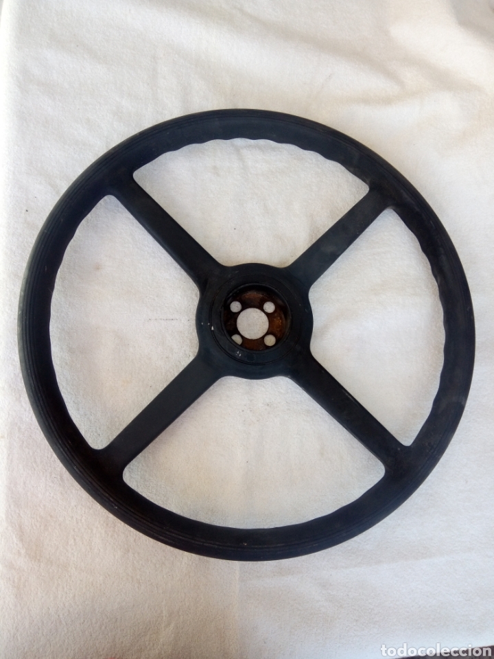 Autos und Motorr&auml;der: Volante antiguo desconocido