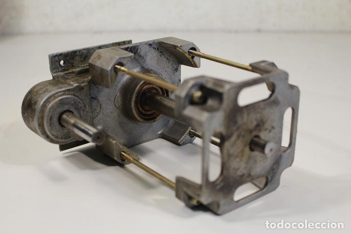 Automobili e Motociclette: kokusan denki ax02