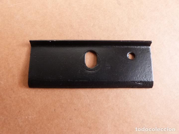 Automobili e Motociclette: Pieza placa soporte bateria Ford Capri Mk2 Mk3 Mk II III 2.8i 2.8 i 2.0 S