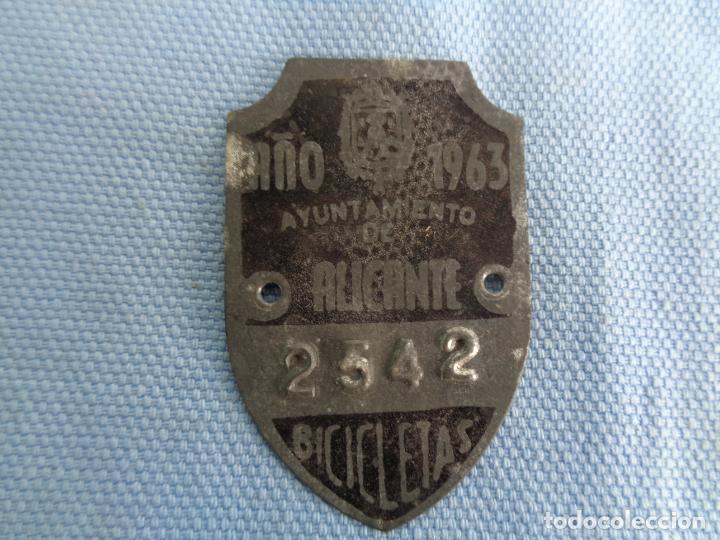 Autos und Motorr&auml;der: MATRICULA DE BICICLETA ALICANTE 1963