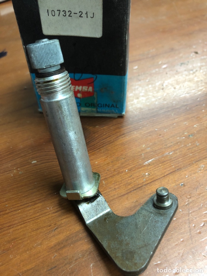 Automobili e Motociclette: EJE SECUNDARIO LIMPIAPARABRISAS FEMSA 10732-21 ( FURG&Oacute;N EBRO F100 y F108 )