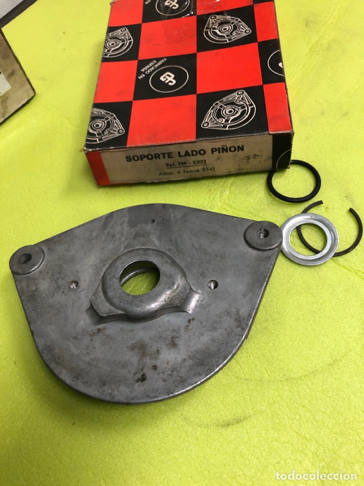 Autos und Motorr&auml;der: SOPORTE LADO POLEA FM-5302 ( CAMIONES EBRO TIPO C y D - MOTORES PERKINS 4108- TRACTOR LANZ )