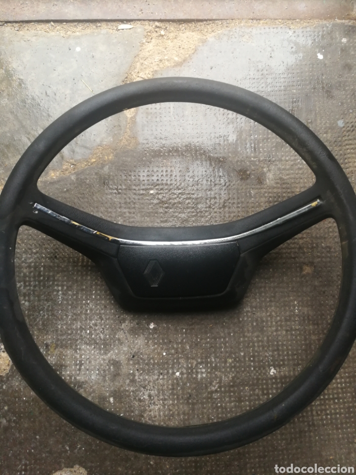 Automobili e Motociclette: VOLANTE ANTIGUO RENAULT. 39 CM DI&Aacute;METRO