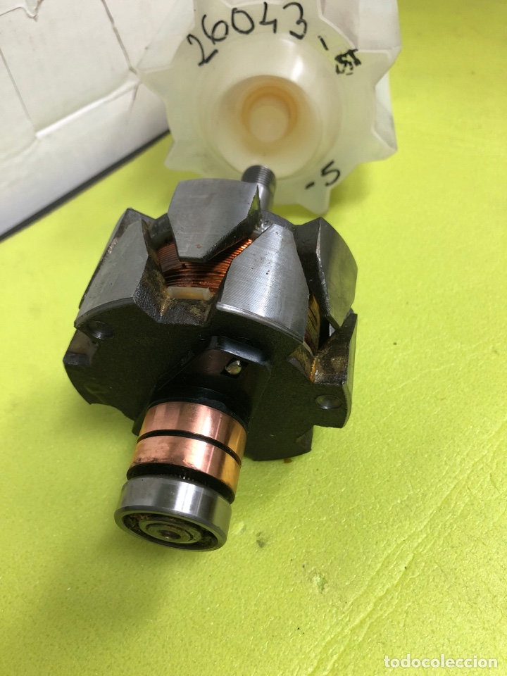 Automobili e Motociclette: ROTOR DE ALTERNADOR- FEMSA 26043-5 ( CAMIONES AV&Iacute;A 2500 y 7000 ) del 70 al 74