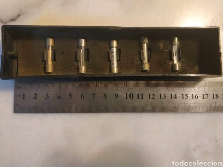 Automobili e Motociclette: Caja de fusibles de jaguar xj6 a&ntilde;os 70
