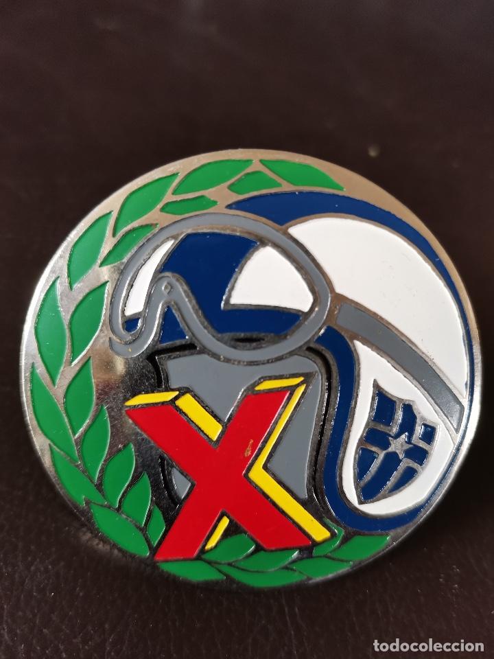 Automobili e Motociclette: 1969 emblema, insignia ,adorno para coche X VOLTA &Aacute; MADEIRA - CORRIDA DE AUTOMOVILES RARO