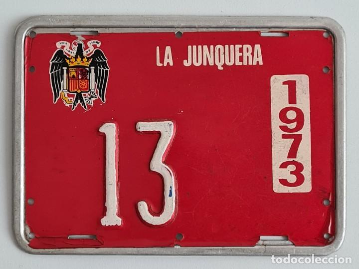 Automobili e Motociclette: Placa Matr&iacute;cula Ciclomotor Bicicleta n&uacute;mero 13 La Junquera a&ntilde;o 1973 &Eacute;poca Franco Decoraci&oacute;n Jonquera