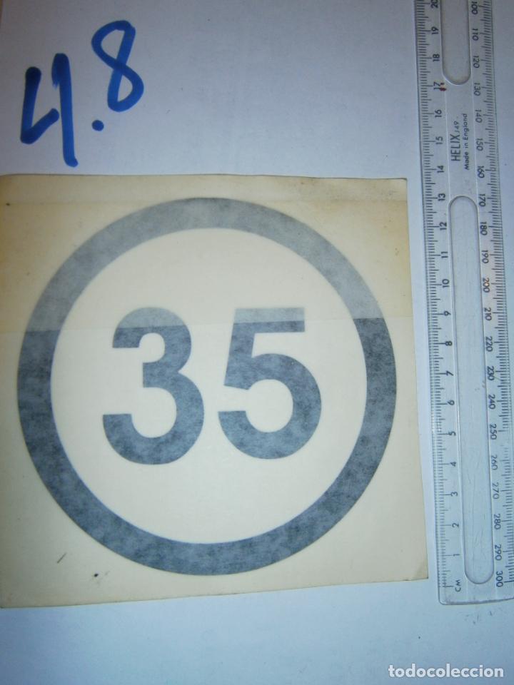 Automobili e Motociclette: ANTIGUO NUMERO PEGATINA TRANSFERIBLE PARA COCHE CLASICO O SIMILARES NUEVO SIN USAR IMPECABLE - N&ordm; 35