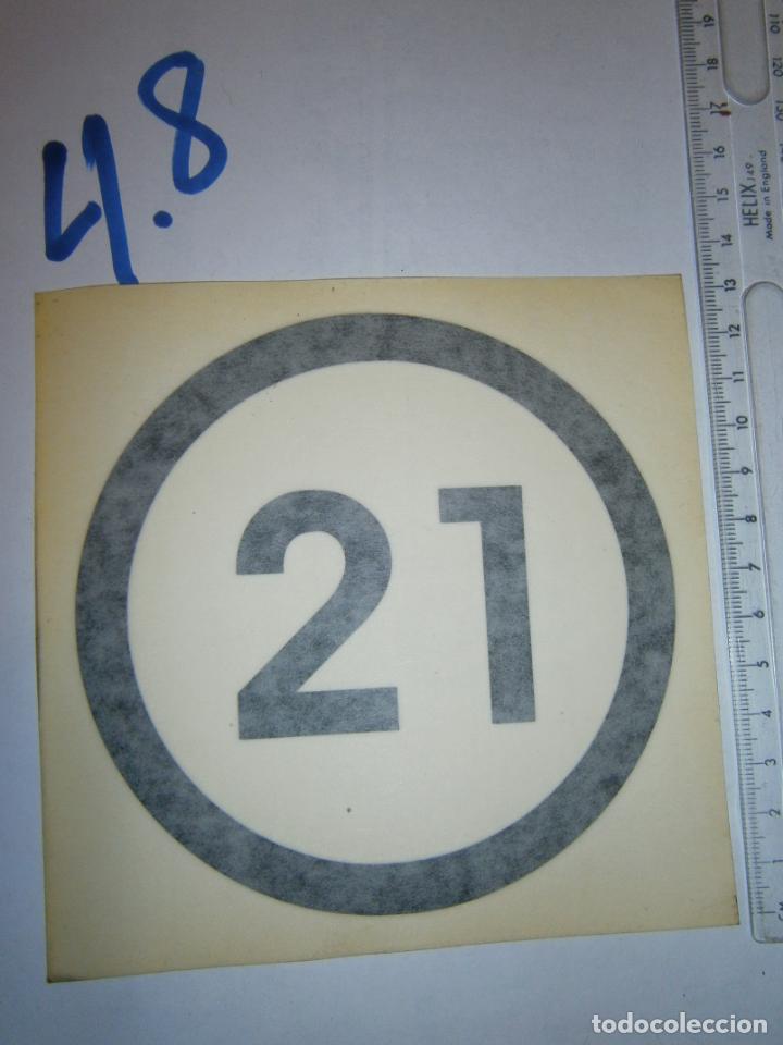 Automobili e Motociclette: ANTIGUO NUMERO PEGATINA TRANSFERIBLE PARA COCHE CLASICO O SIMILARES NUEVO SIN USAR IMPECABLE - N&ordm; 21