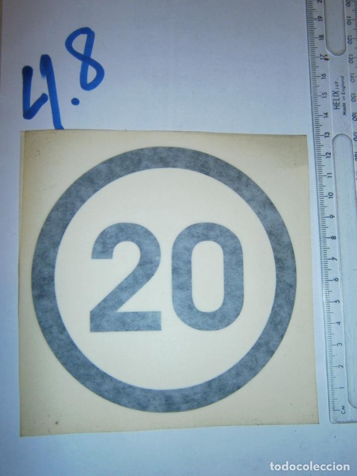 Automobili e Motociclette: ANTIGUO NUMERO PEGATINA TRANSFERIBLE PARA COCHE CLASICO O SIMILARES NUEVO SIN USAR IMPECABLE - N&ordm; 20