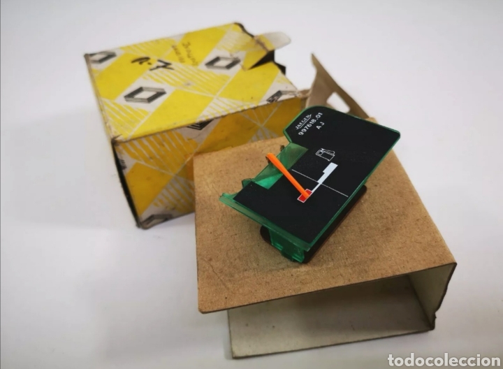 Autos und Motorr&auml;der: Indicador de combustible Renault 7