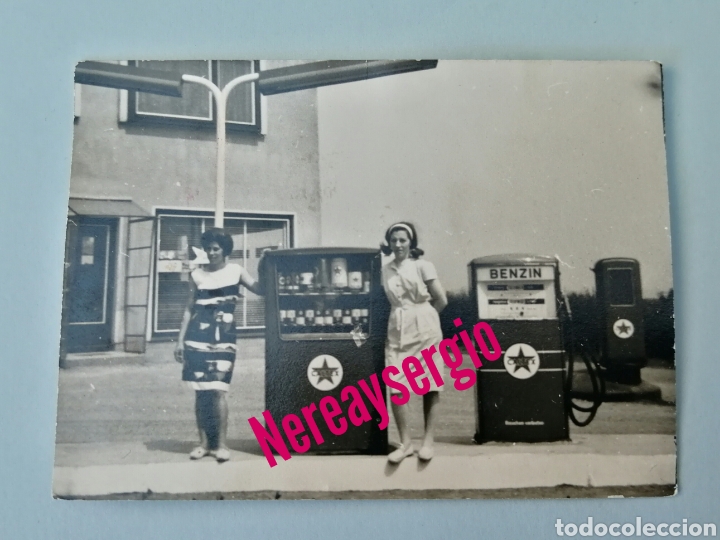 Automobili e Motociclette: FOTO ORIGINAL CHICAS ESTACI&Oacute;N DE SERVICIO SURTIDOR BENZIN KRCHDORF ALEMANIA