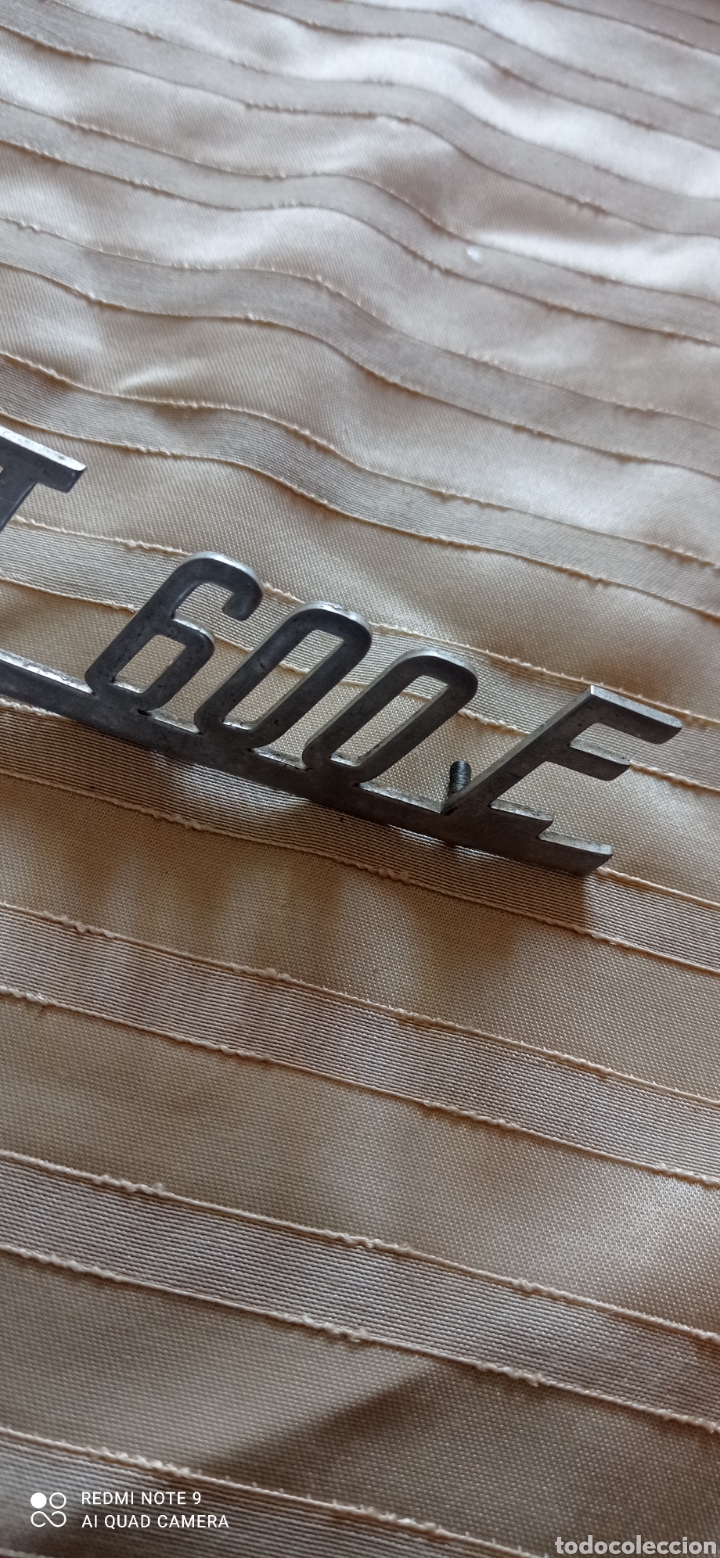 Coches y motocicletas: Letras insigna Seat 600 E - Foto 3