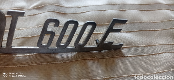 Coches y motocicletas: Letras insigna Seat 600 E - Foto 4