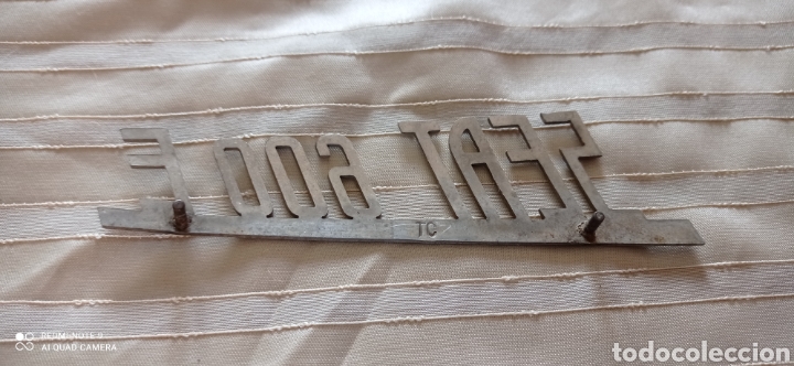 Coches y motocicletas: Letras insigna Seat 600 E - Foto 5