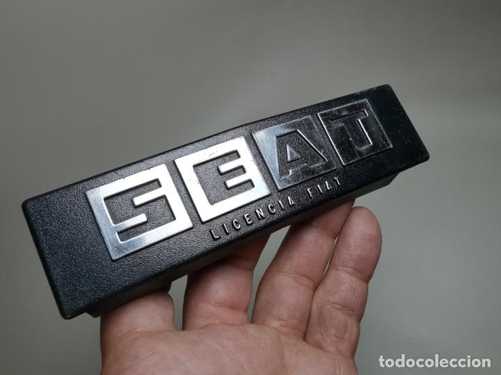 Autos und Motorr&auml;der: ANAGRAMA EMBLEMA INSIGNIA PLACA --POL&Iacute;MERO SINT&Eacute;TICO--- SEAT