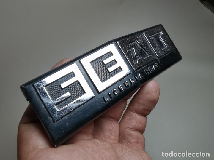 Autos und Motorr&auml;der: ANAGRAMA EMBLEMA INSIGNIA PLACA --POL&Iacute;MERO SINT&Eacute;TICO--- SEAT