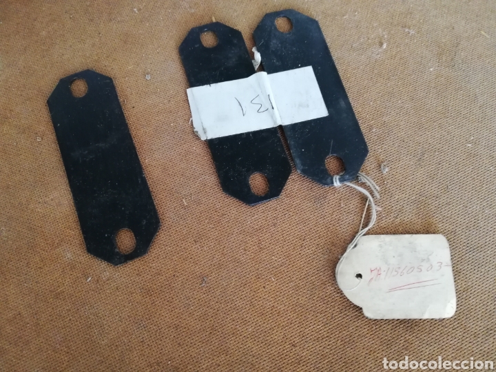 Automobili e Motociclette: Chapas met&aacute;licas Seat 131