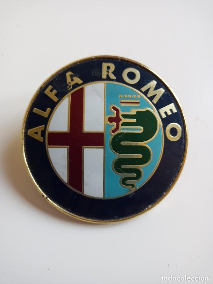 Autos und Motorr&auml;der: Insignia, escudo, logotipo de Alfa Romeo
