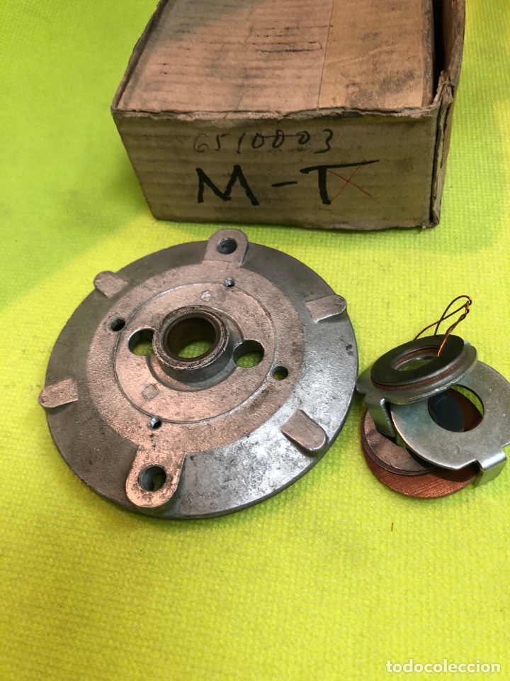 Automobili e Motociclette: TAPA ARRANQUE LADO ESCOBILLAS MT-6510003 ( TRACTOR MASEY FERGUSON-EBRO)