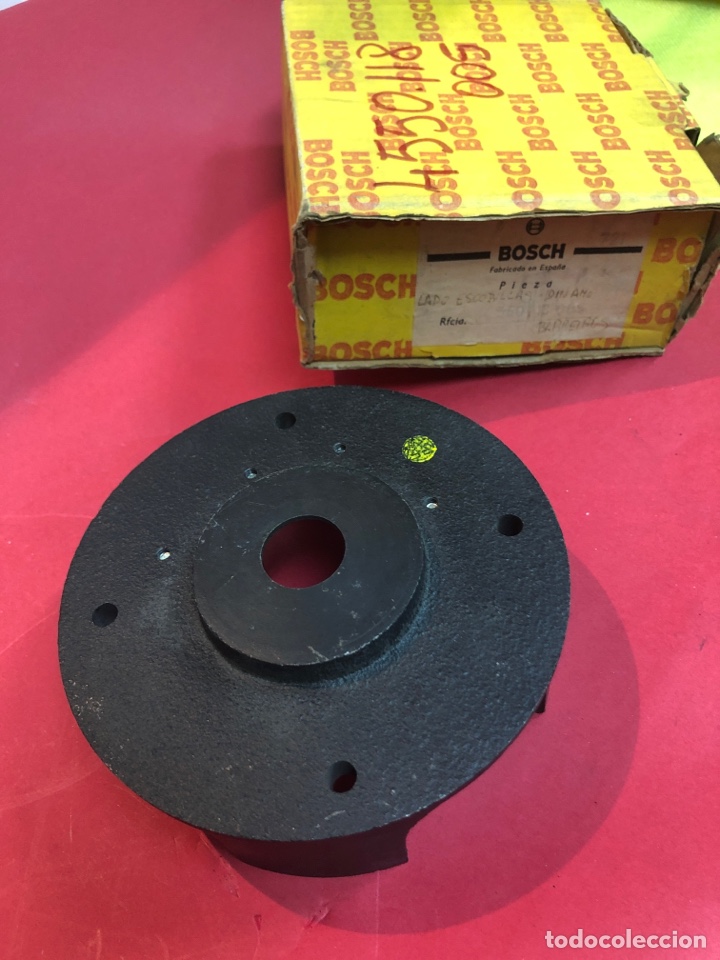 Autos und Motorr&auml;der: TAPA D&Iacute;NAMO LADO ESCOBILLAS BOSCH 4550118 ( CAMI&Oacute;N BARREIROS)