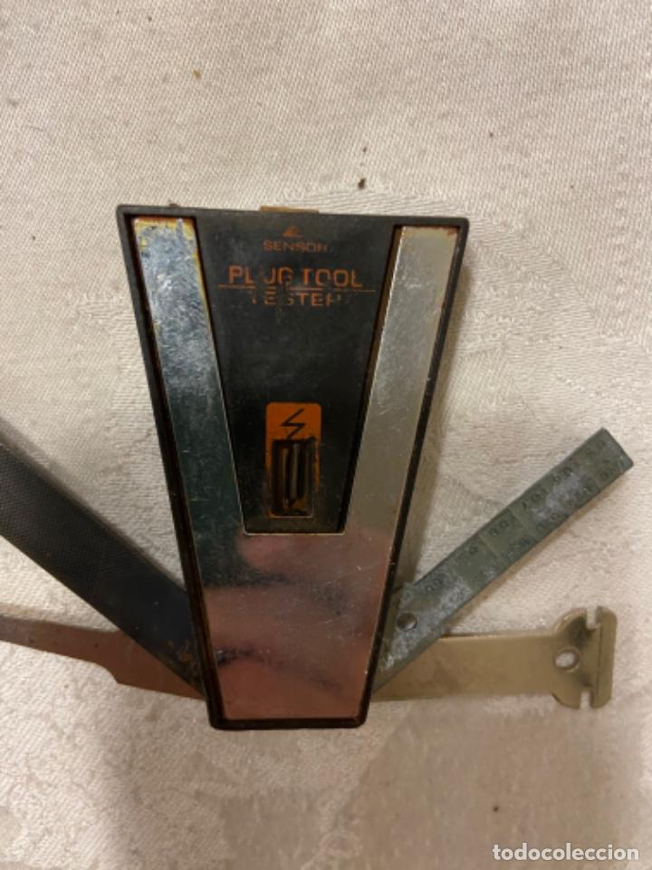 Autos und Motorr&auml;der: C-12. Pulg Tool Tester. Herramienta fundamental motero retro.