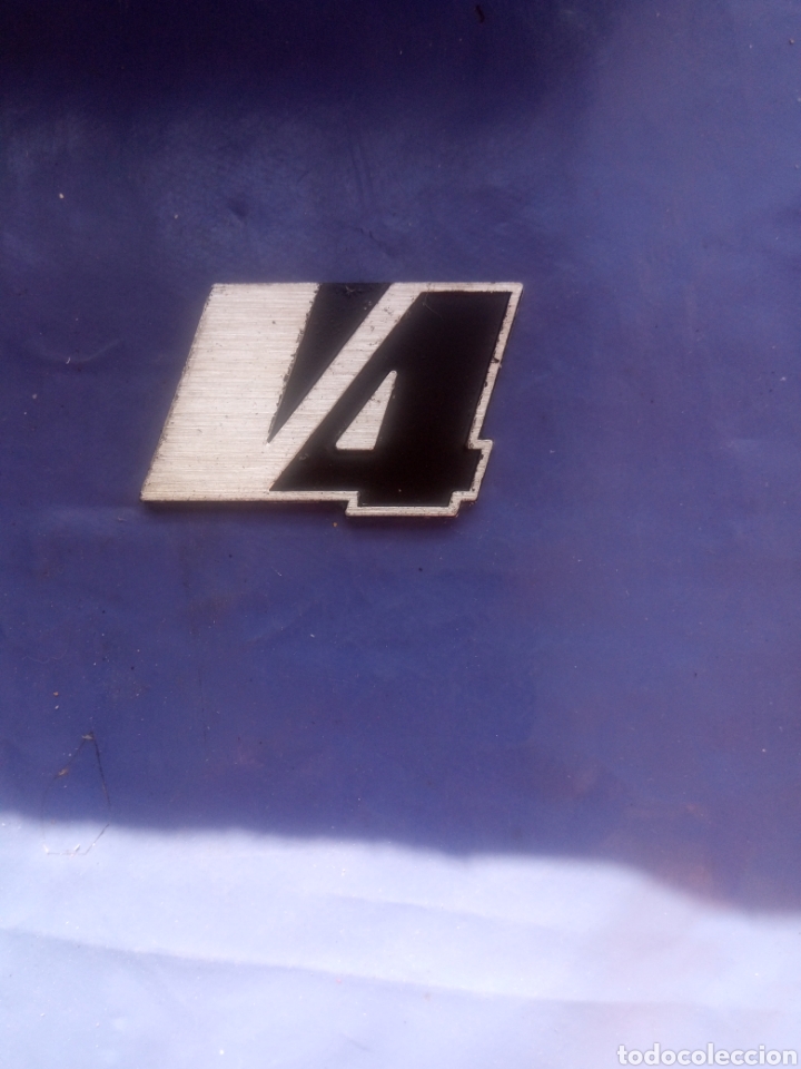 Coches y motocicletas: Saab emblema,V4. - Foto 1