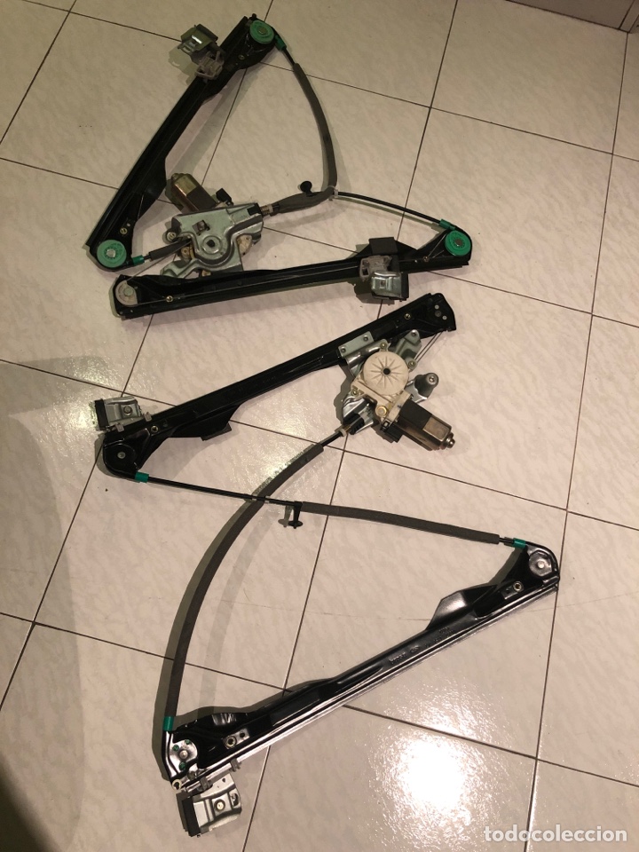 Autos und Motorr&auml;der: ELEVALUNAS DELANTEROS IZQUIERDO Y DERECHO-FORD XS4123201 ( FORD FOCUS , 98 al 2005 - 1,6 ,16V 100 cv