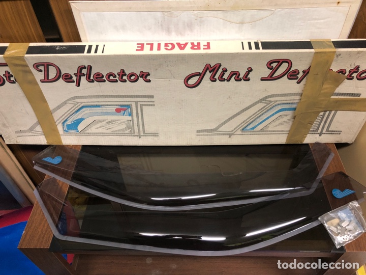 Coches y motocicletas: DEFLECTOR -AIRE VENTANILLA PUERTA - Foto 1