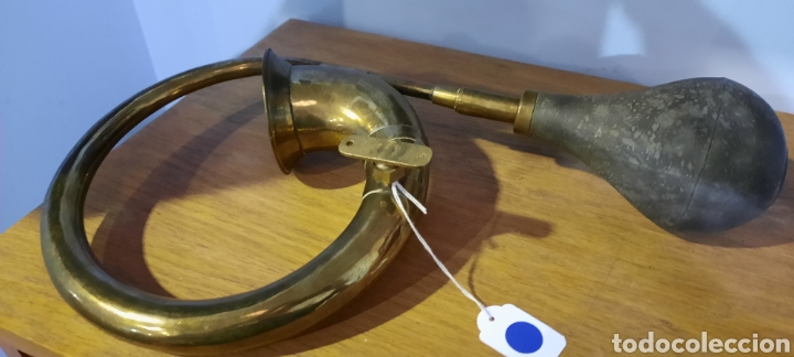 Voitures et Motocyclettes: Bocina de coche antiguo 2