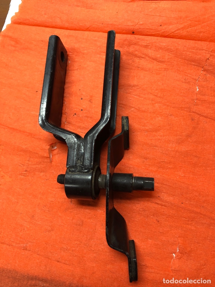 Automobili e Motociclette: SOPORTE CAMBIO- 91AB6P099AD ( FORD ESCORT del 91 a 2001 )