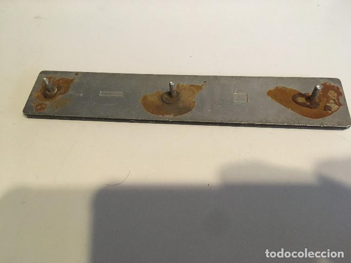 Coches y motocicletas: Placa R 8 - Foto 2