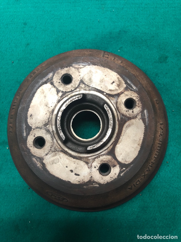 Autos und Motorr&auml;der: CUBO DE RUEDA-77FB1113BC ( FORD FIESTA 76 )