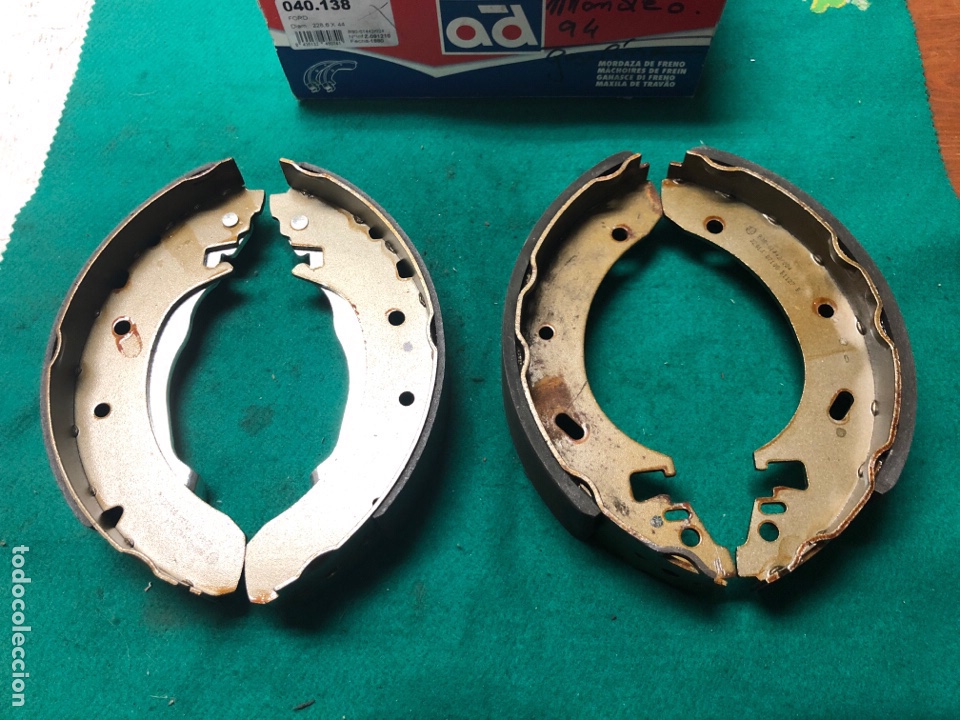 Autos und Motorr&auml;der: JUEGO ZAPATAS FRENO-AD 040138 ( FORD MONDEO 94 gasolina)