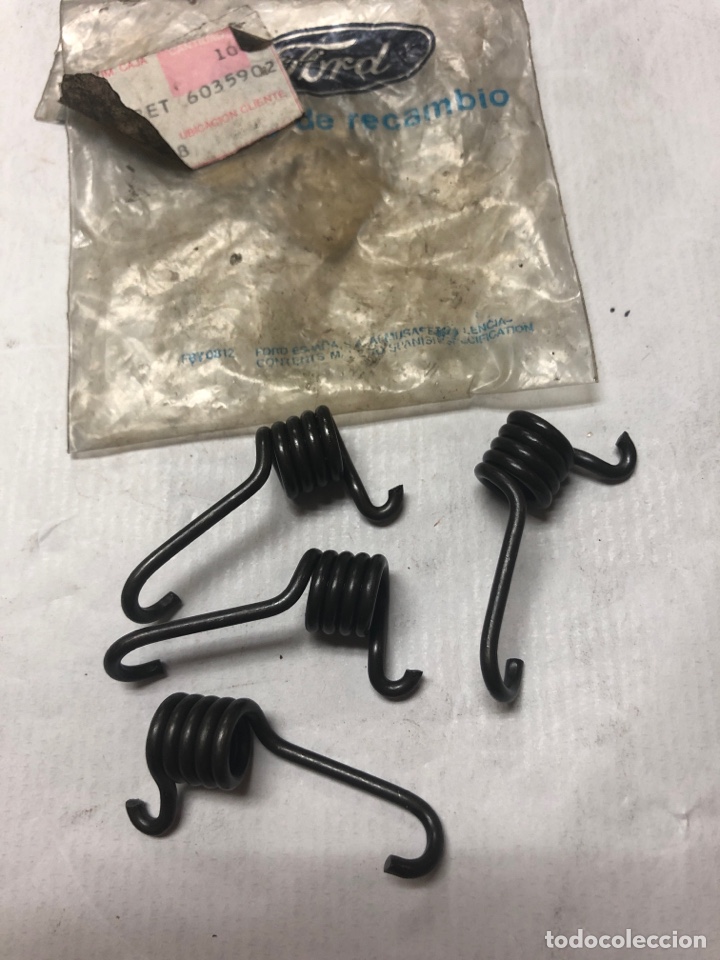 Automobili e Motociclette: MUELLES DE RETROCESO IZDA, REAJUSTE DE FRENOS-6035902 ( FORD FIESTA del 76 al 83 )