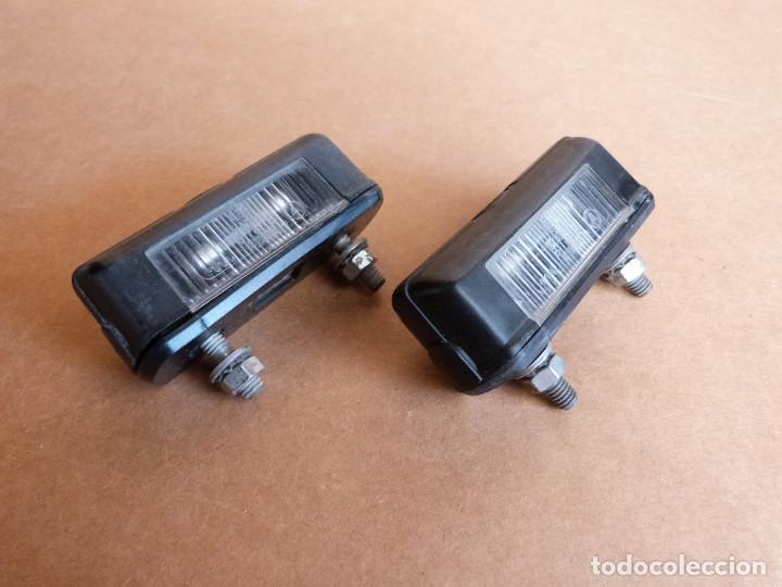 Automobili e Motociclette: Lote 2 lamparas Hella para iluminaci&oacute;n piloto matricula con bombillas de 5W - Lampara clasica