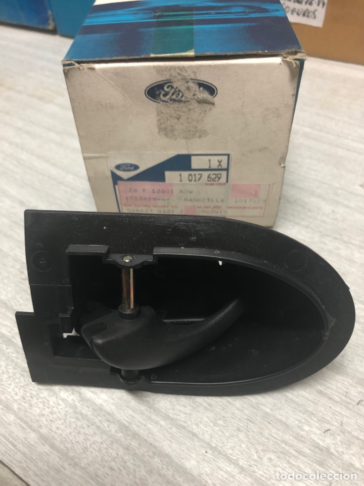 Autos und Motorr&auml;der: MANECILLA PUERTAS DELANTERAS- 1017629 ( FORD FIESTA-COURIER del 96 al 2003 )