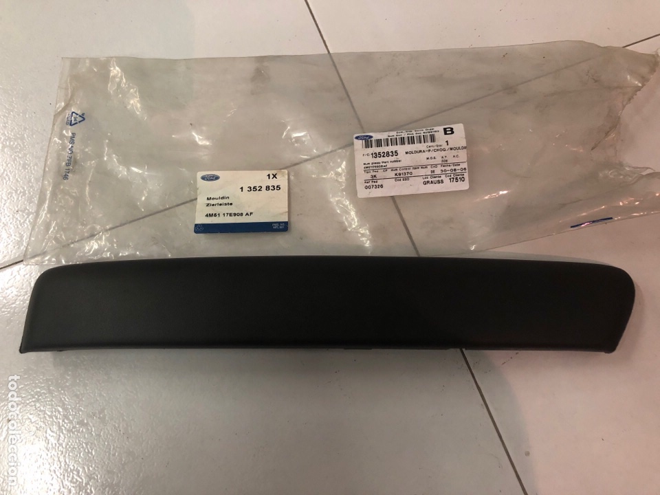 Autos und Motorr&auml;der: MOLDURA PARAGOLPES-1352835 ( FORD FOCUS-C MAX del 2003 al 2007 )