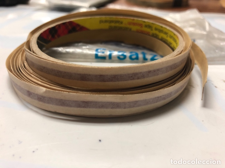 Autos und Motorr&auml;der: ADHESIVO FRANJA LATERAL ROJO DE BURDEOS-1647599 ( FORD SIERRA 93 )