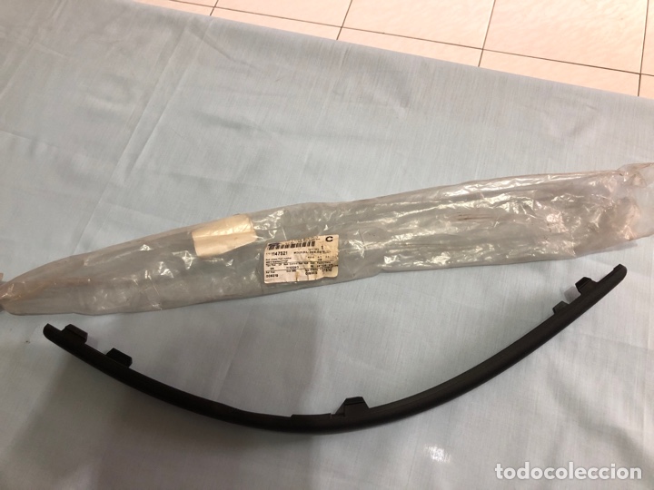 Automobili e Motociclette: MOLDURA PROTECCI&Oacute;N DE PARACHOQUES IZDA-NEGRO SATIN -1147521 ( FORD FOCUS 98-2005 )