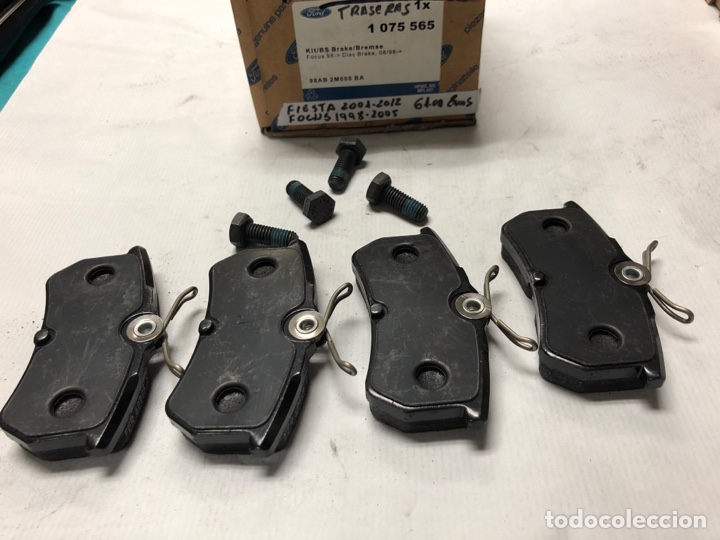 Automobili e Motociclette: JUEGO PASTILLAS FRENO TRASERAS- 1075565 ( FORD FIESTA-FUSION 2001-2012- FOCUS 1998-2005 )