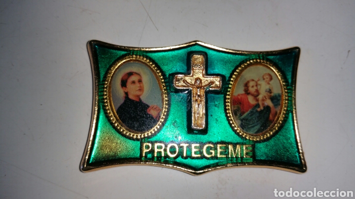 Automobili e Motociclette: Antigua placa para salpicadero de coche con, Santa Gema / San Crist&oacute;bal, esmaltada.
