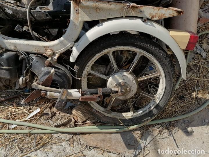 Autos und Motorr&auml;der: piezas de vespino