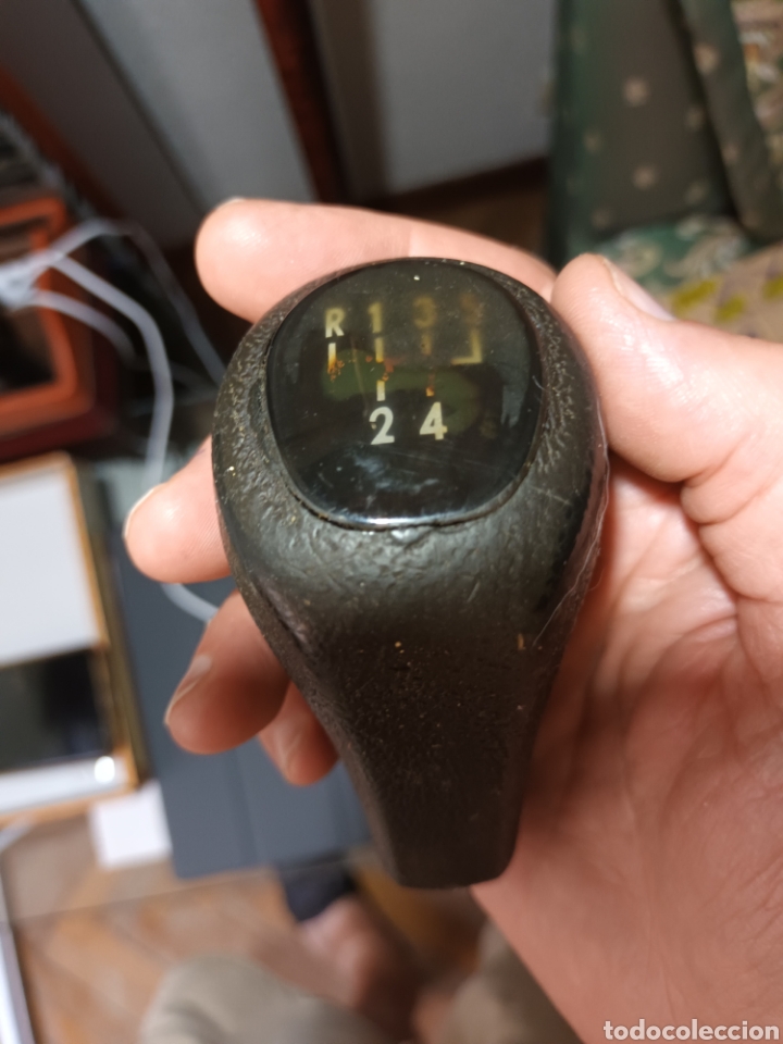 Coches y Motocicletas: PEUGEOT 205. BOLA DE CAJA DE CAMBIOS. BIEN CONSERVADA.