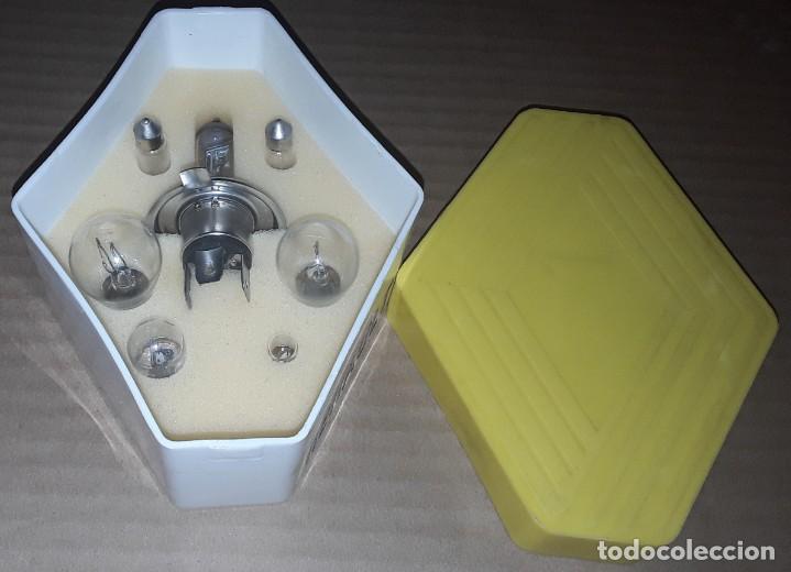 Autos und Motorr&auml;der: CAJA LUCES DE REPUESTO RENAULT 5 , R6, R12.. - JUEGO COMPLETO DE LUCES DE REPUESTO RENAULT